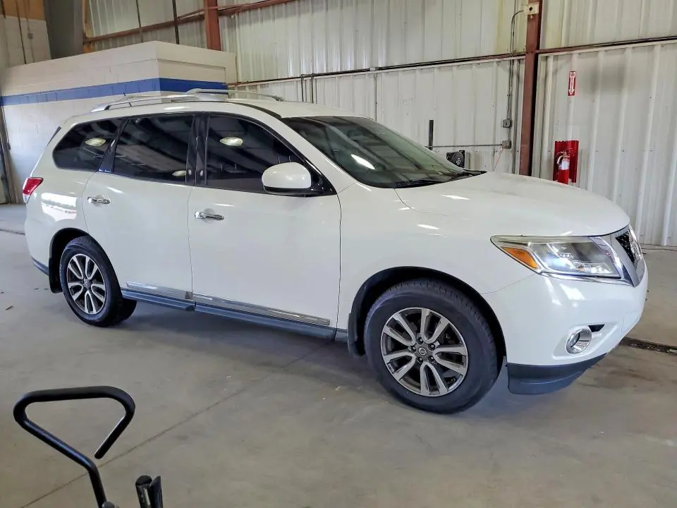 2013 NISSAN PATHFINDER S  
