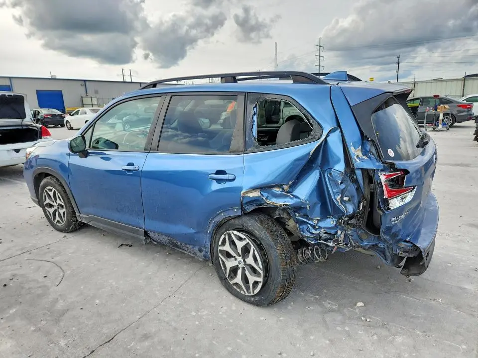 2019 SUBARU FORESTER PREMIUM  