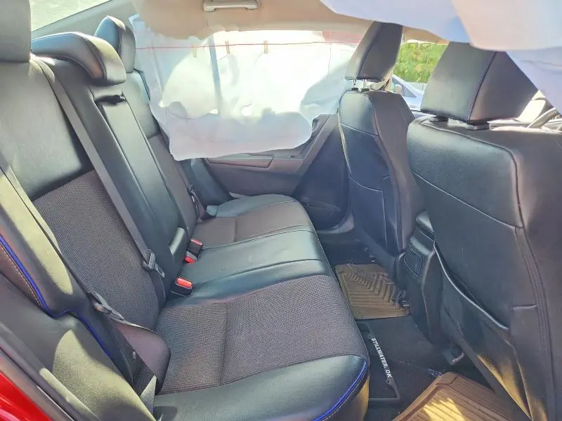 2017 TOYOTA COROLLA SE  