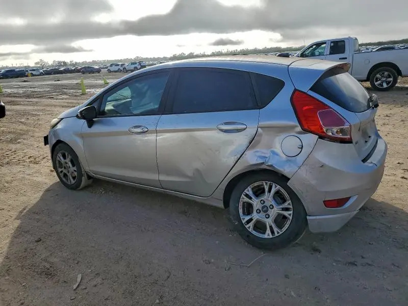 2016 FORD FIESTA SE  