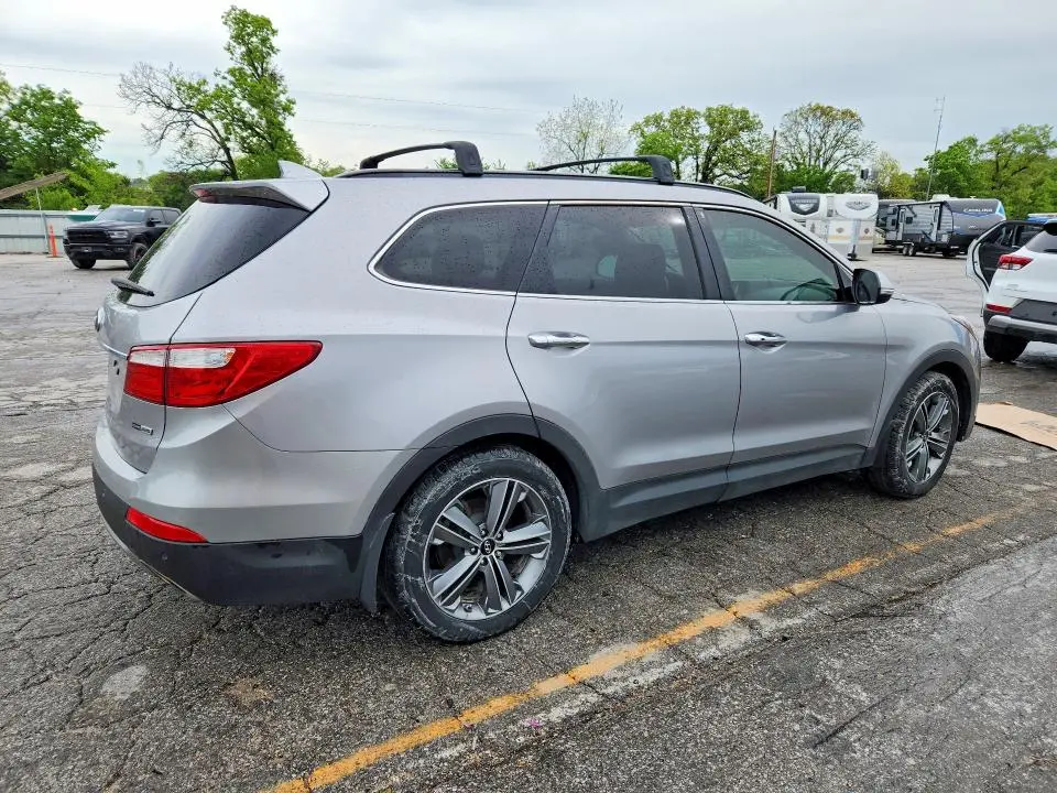 2016 HYUNDAI SANTA FE SE  