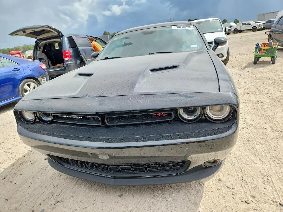 2015 DODGE CHALLENGER SXT PLUS  