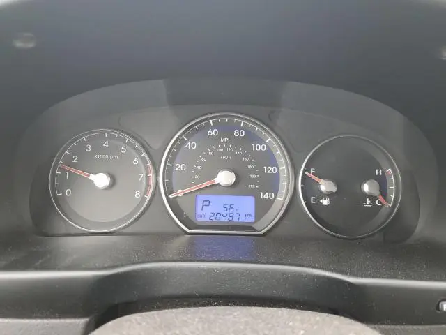 2011 HYUNDAI SANTA FE GLS  