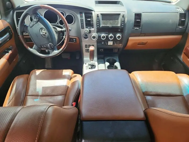 2013 TOYOTA SEQUOIA PLATINUM  