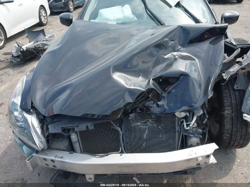 2013 INFINITI G37 JOURNEY