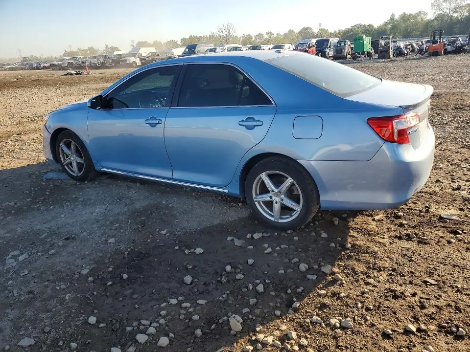 2012 TOYOTA CAMRY XLE V6  