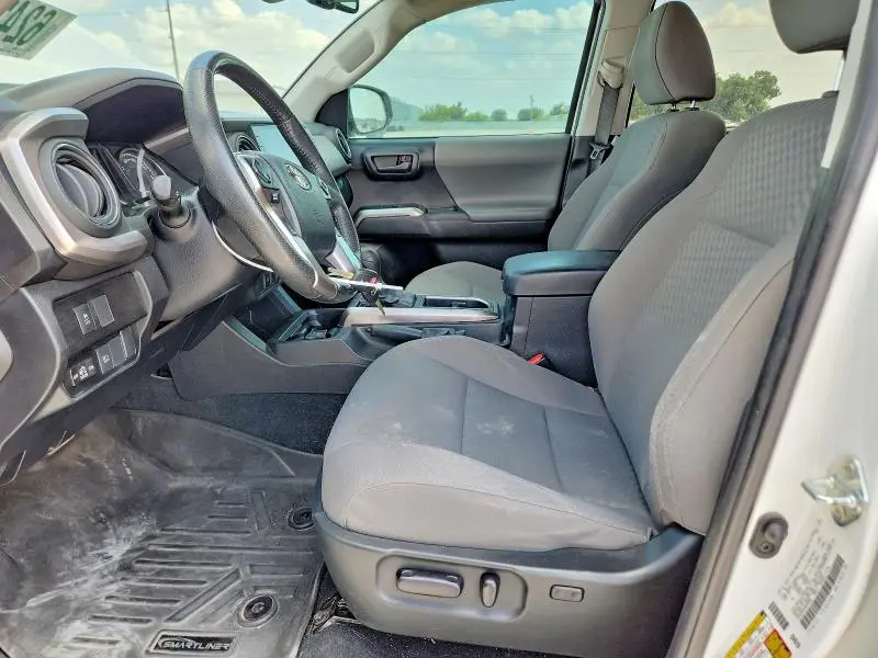2022 TOYOTA TACOMA SR5 V6  