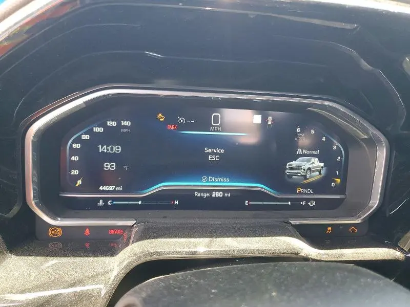 2023 CHEVROLET SILVERADO C1500 LT  