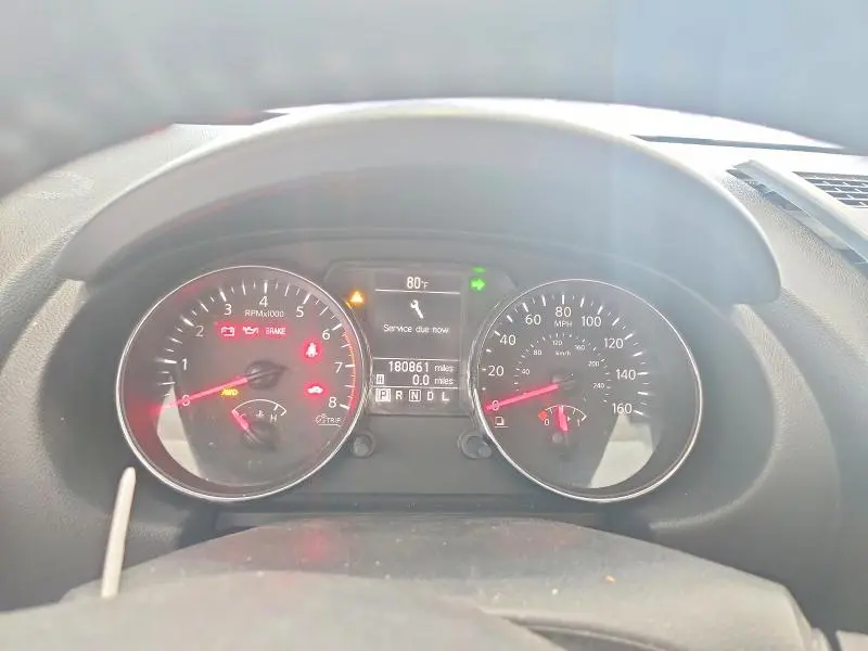 2011 NISSAN ROGUE S  