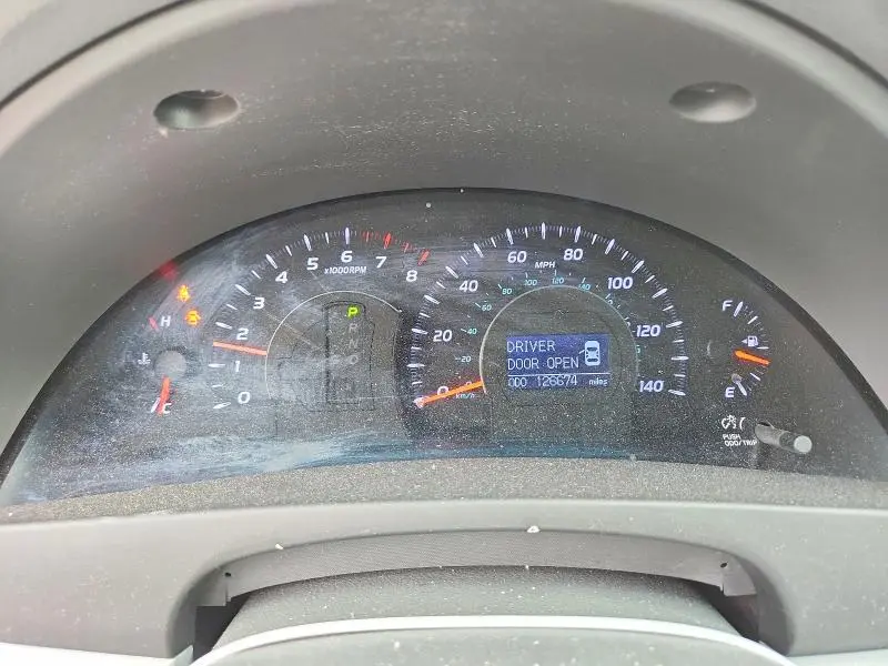 2011 TOYOTA CAMRY XLE  