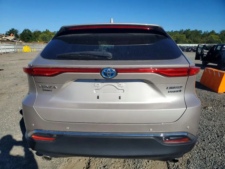 2021 TOYOTA VENZA LIMITED  