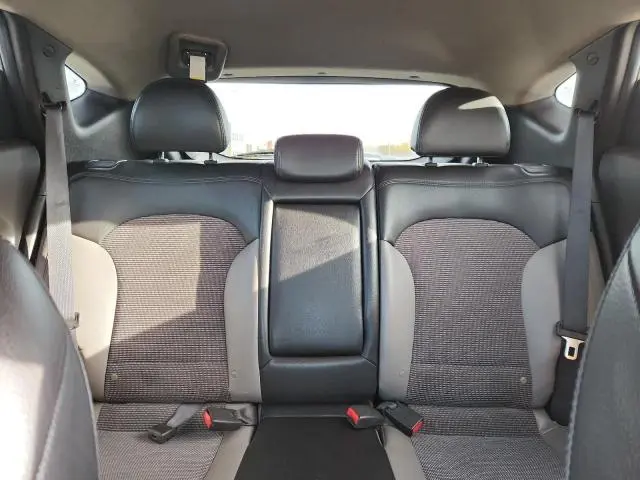 2011 HYUNDAI TUCSON GLS  