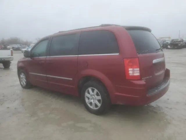 2010 CHRYSLER TOWN & COUNTRY TOURING PLUS  