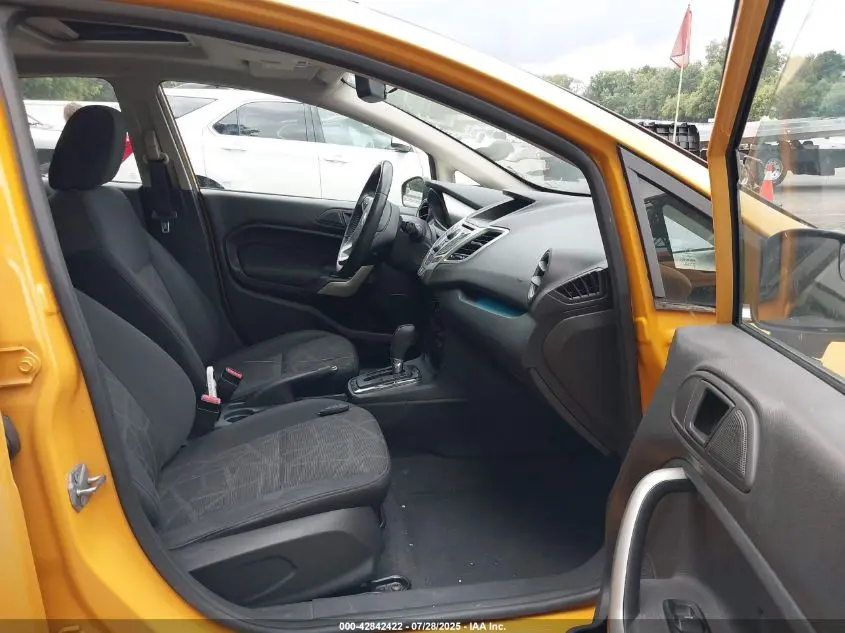 2011 FORD FIESTA SES
