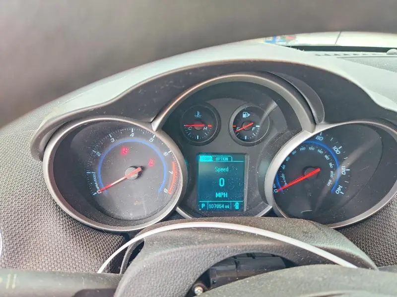 2015 CHEVROLET CRUZE LT  
