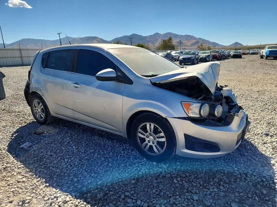 2012 CHEVROLET SONIC LT  