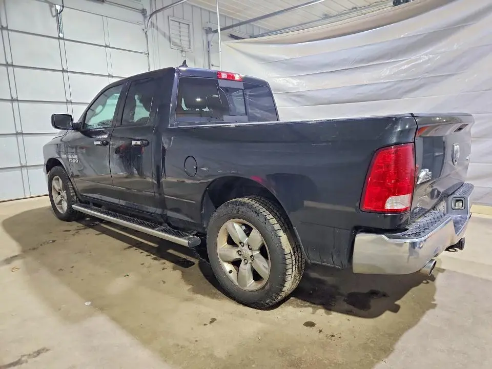2015 RAM 1500 SLT  