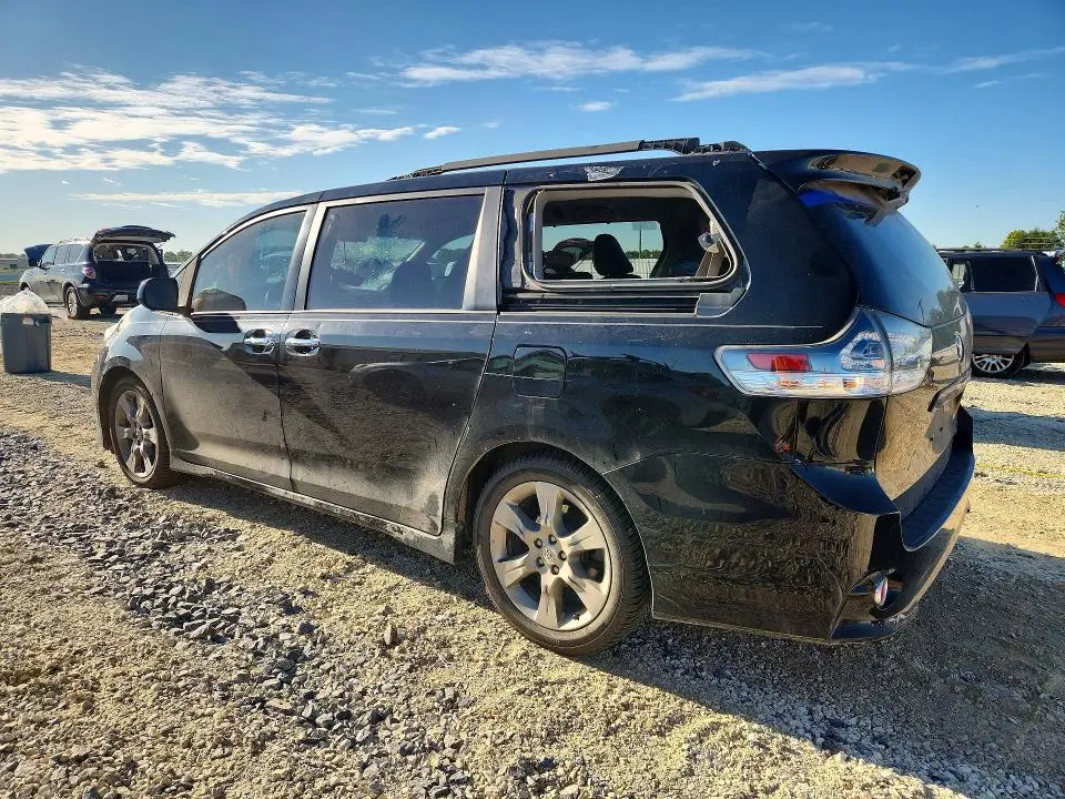 2013 TOYOTA SIENNA SPORT  