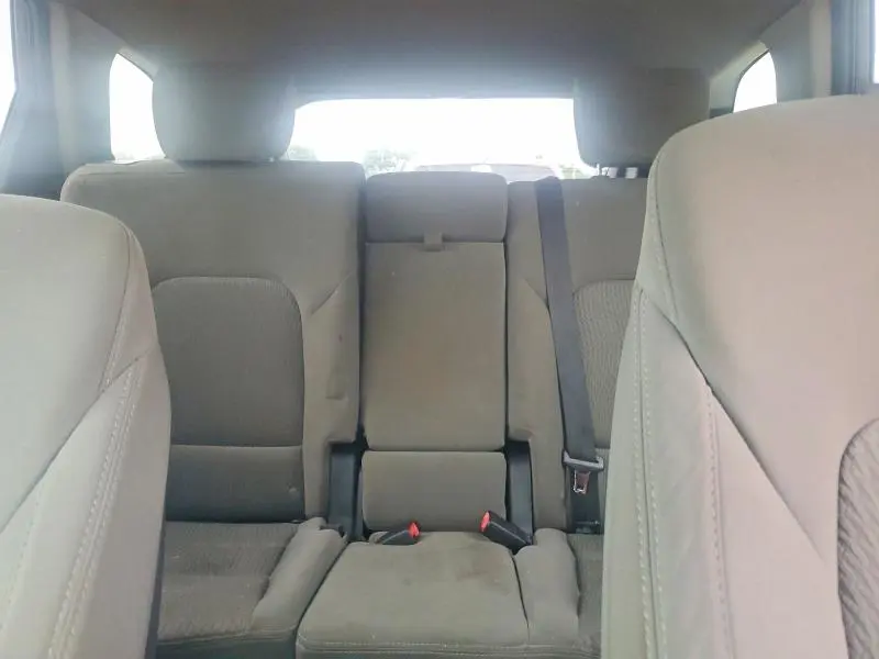 2016 HYUNDAI SANTA FE SE  