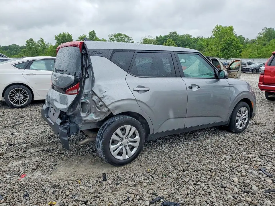 2022 KIA SOUL LX  