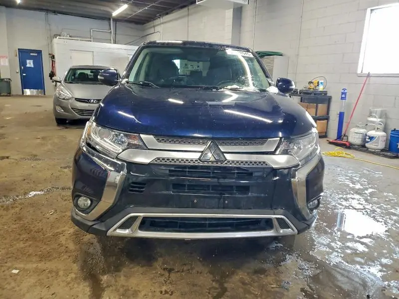 2019 MITSUBISHI OUTLANDER SE  
