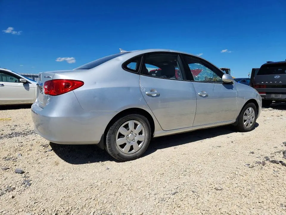 2010 HYUNDAI ELANTRA GLS  