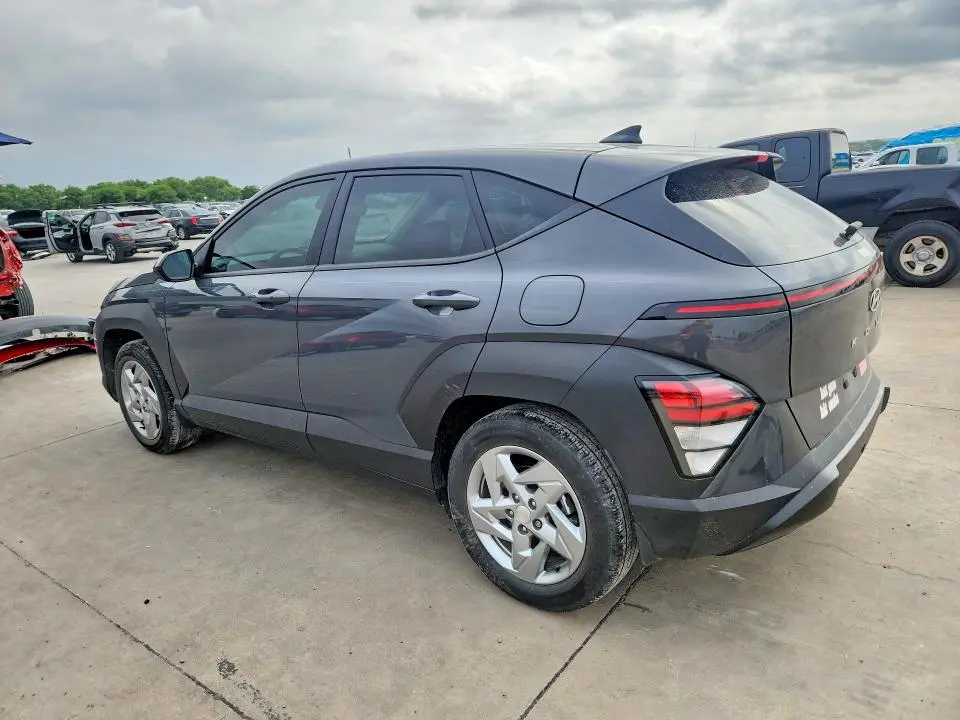 2025 HYUNDAI KONA SE  