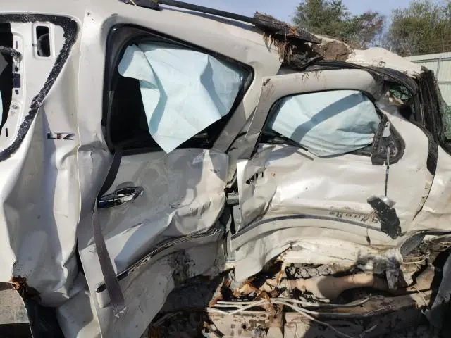 2011 CHEVROLET SUBURBAN K1500 LTZ  