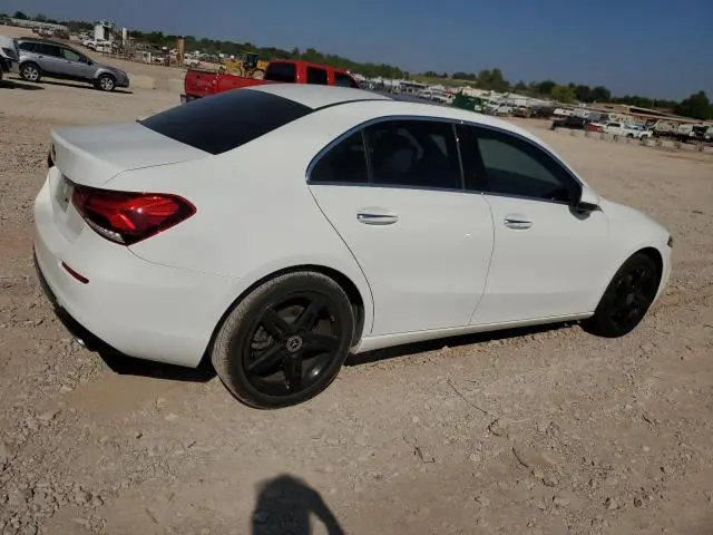 2019 MERCEDES-BENZ A 220  