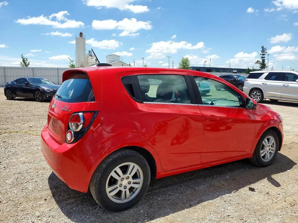 2015 CHEVROLET SONIC LT  