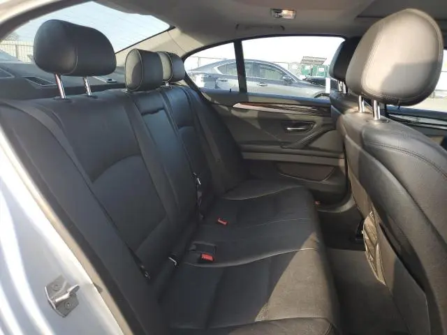 2016 BMW 528 XI