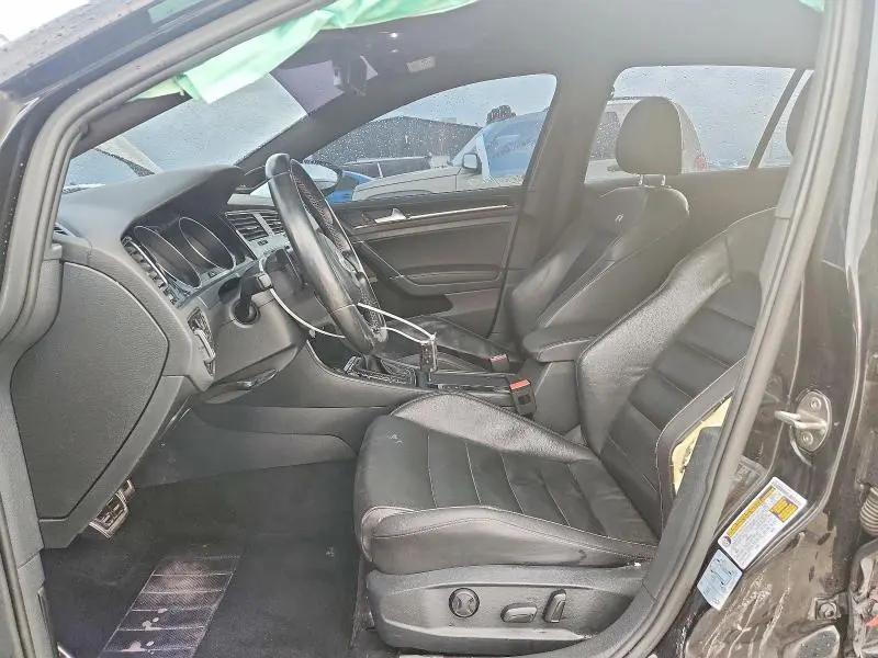 2016 VOLKSWAGEN GOLF R   