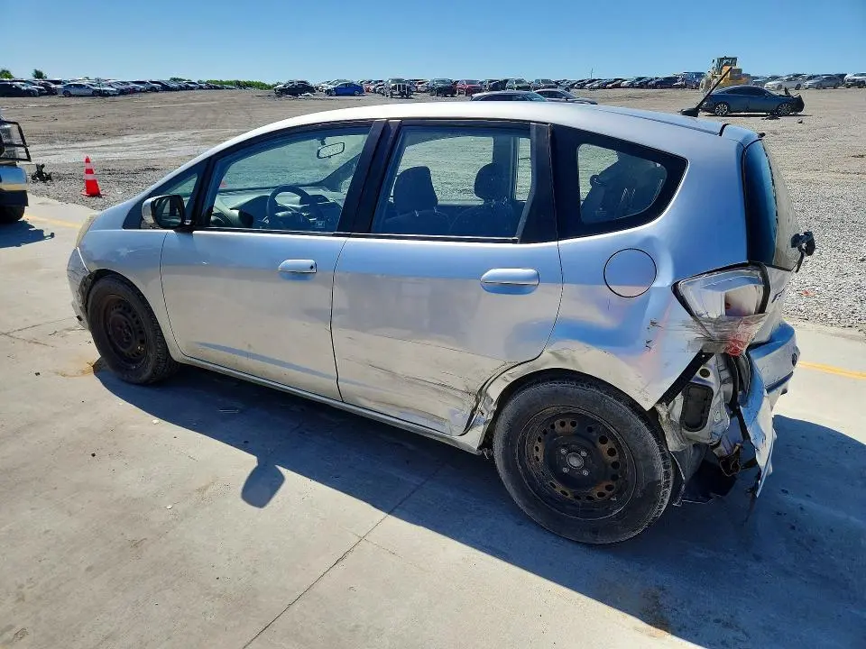 2012 HONDA FIT   