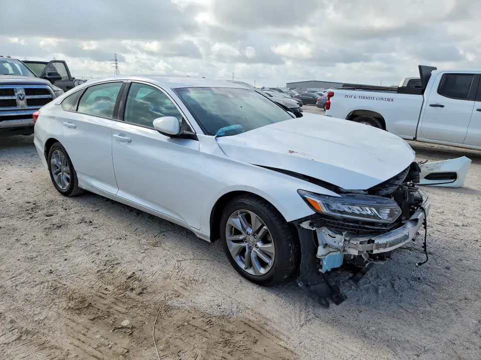 2020 HONDA ACCORD LX  