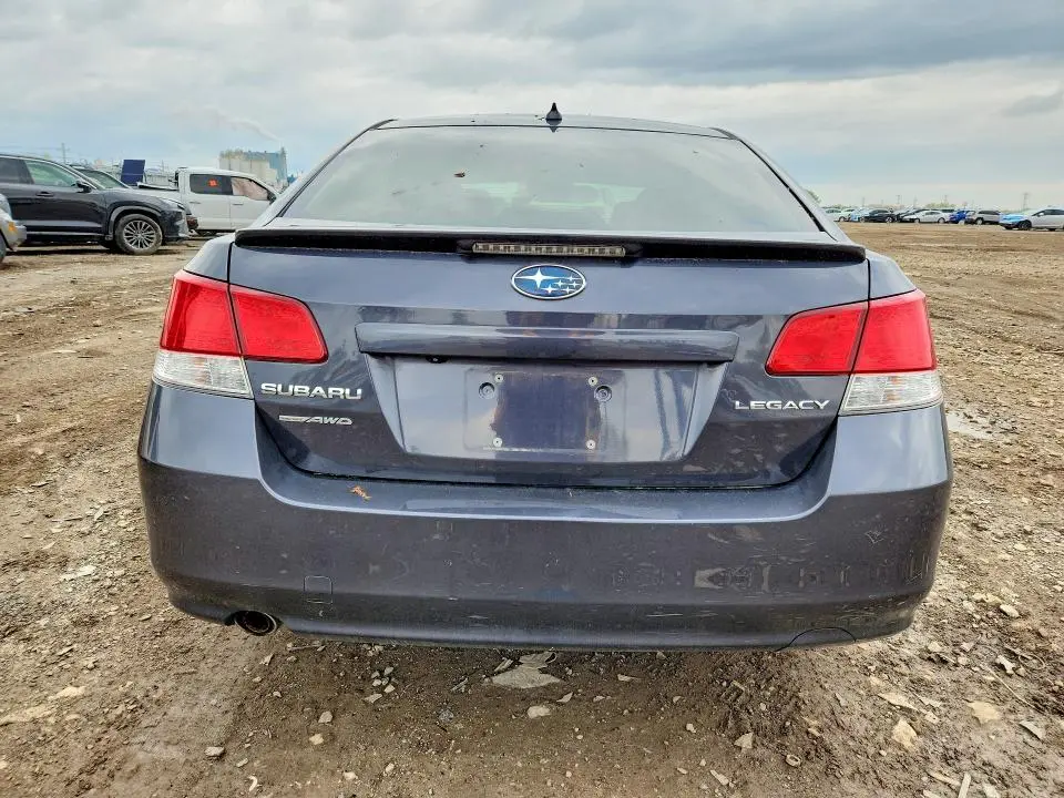 2013 SUBARU LEGACY 2.5I LIMITED  