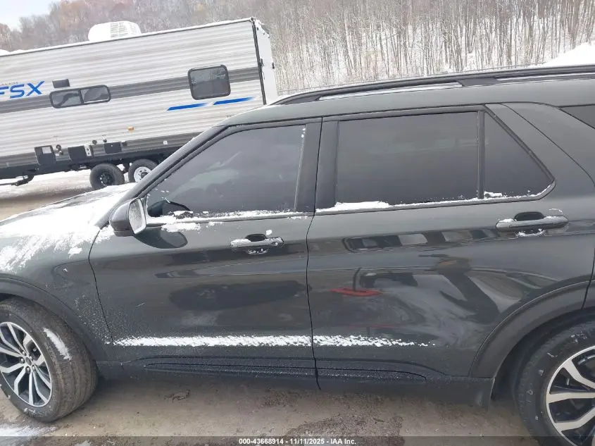 2022 FORD EXPLORER ST-LINE