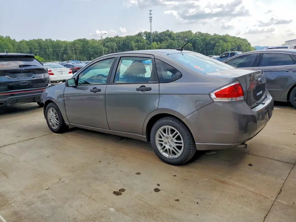 2011 FORD FOCUS SE  