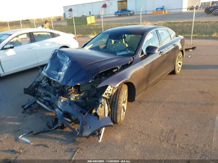 2017 VOLVO S90 T6 MOMENTUM