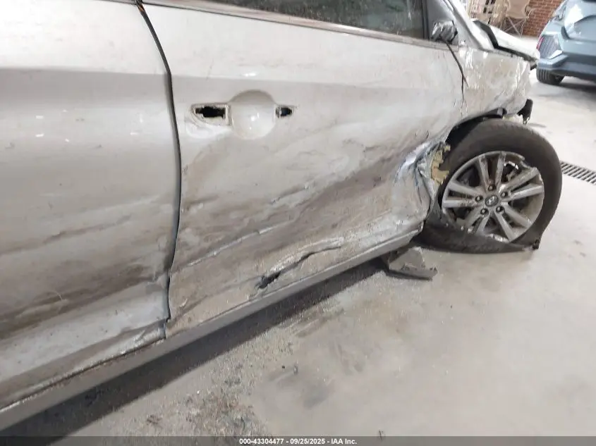 2016 HYUNDAI SONATA SE