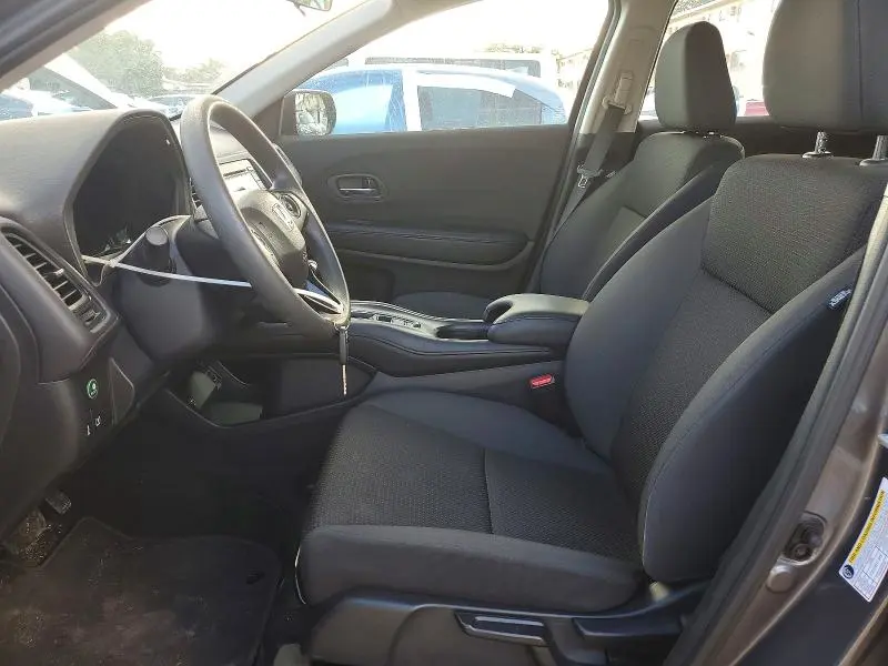 2022 HONDA HR-V LX  