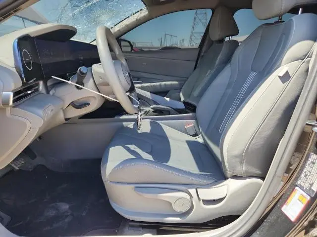 2024 HYUNDAI ELANTRA SEL  