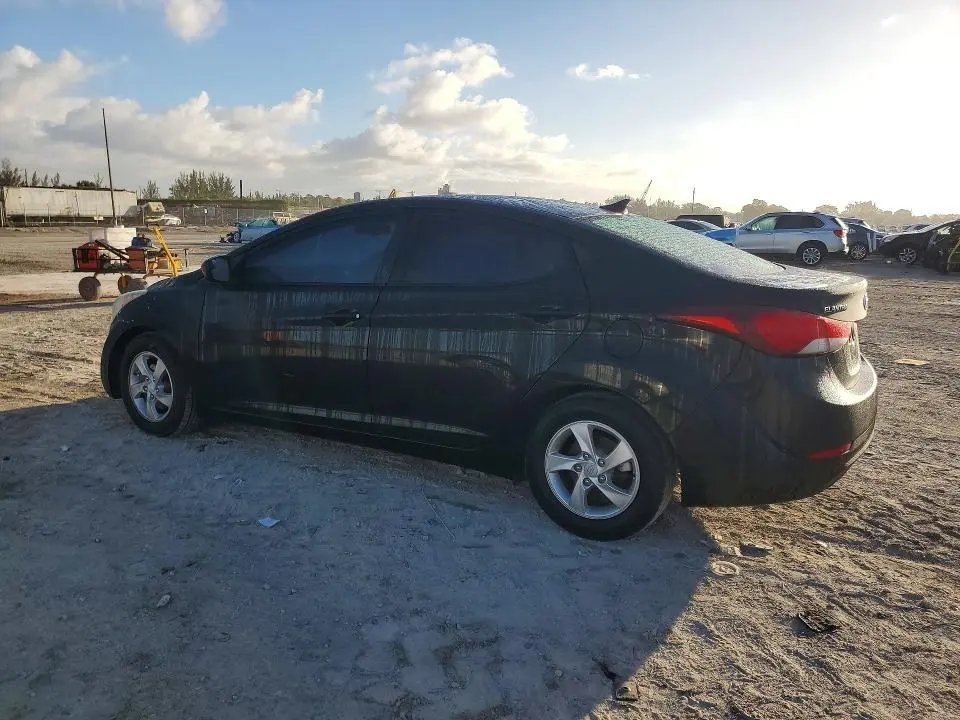 2015 HYUNDAI ELANTRA SE  