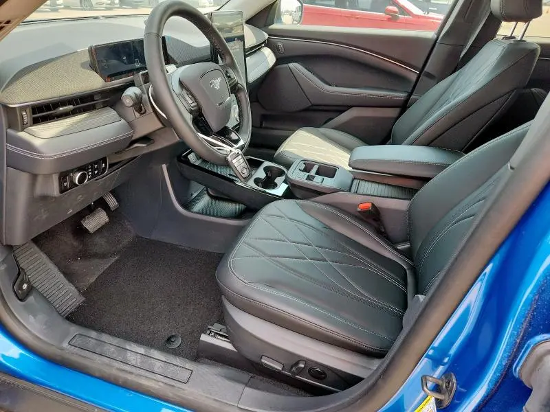 2025 FORD MUSTANG MACH-E SELECT