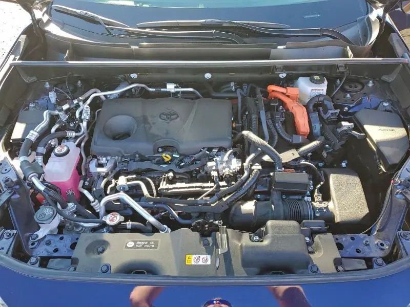 2025 TOYOTA RAV4 XSE  