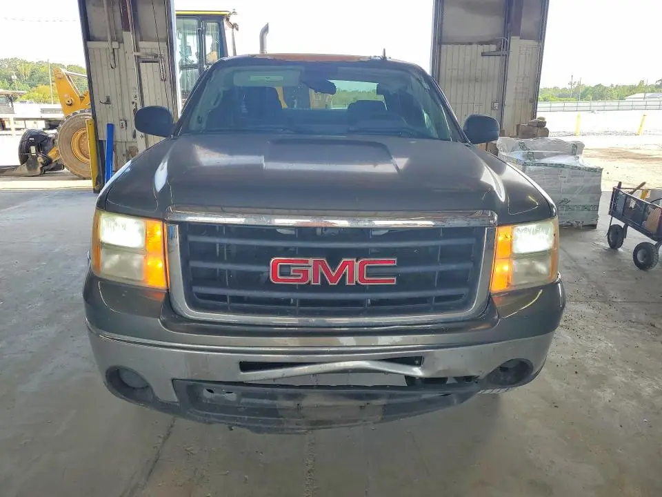 2011 GMC SIERRA C1500 SL  