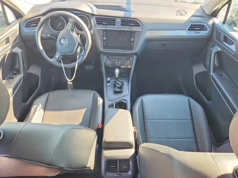 2020 VOLKSWAGEN TIGUAN SE  