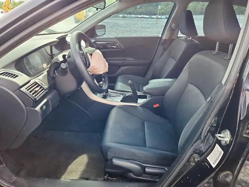 2017 HONDA ACCORD LX  