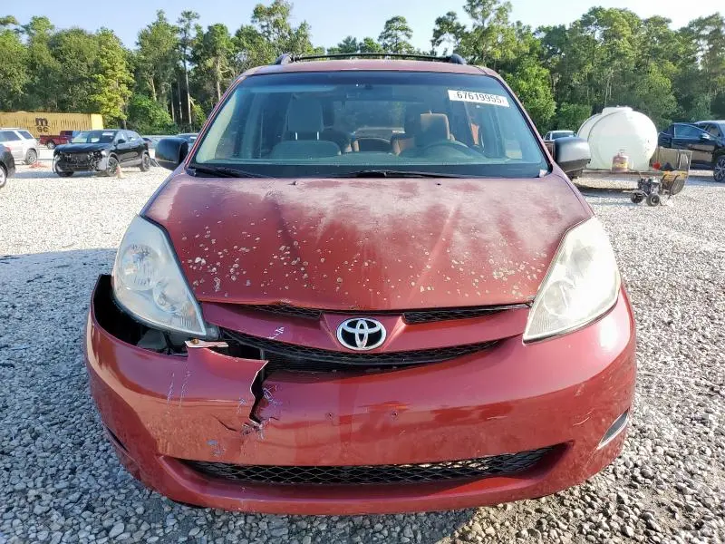 2010 TOYOTA SIENNA CE  