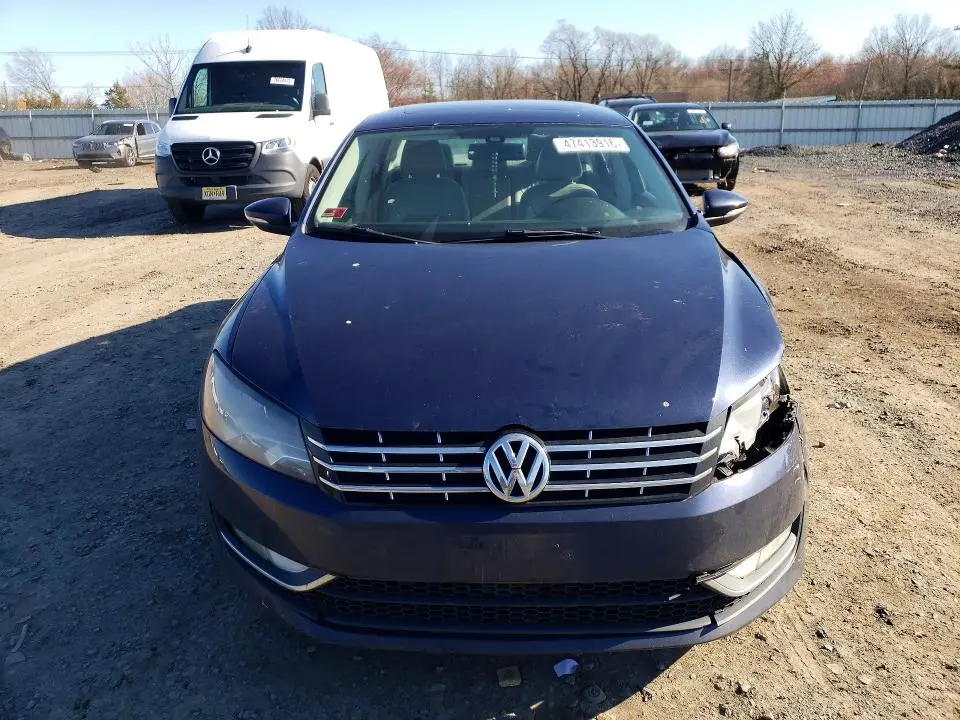 2012 VOLKSWAGEN PASSAT SEL  