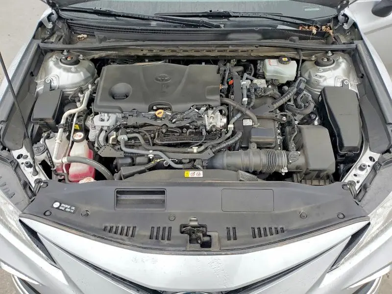 2022 TOYOTA CAMRY XLE  